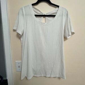 Lululemon open back top
